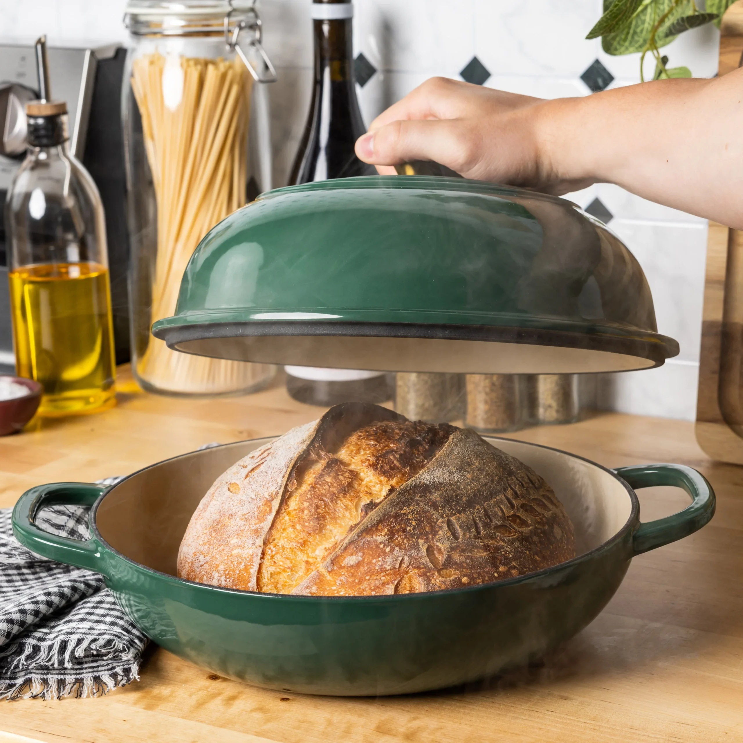 10.35 Inch Enameled Cast Iron Bread Oven - Image 4