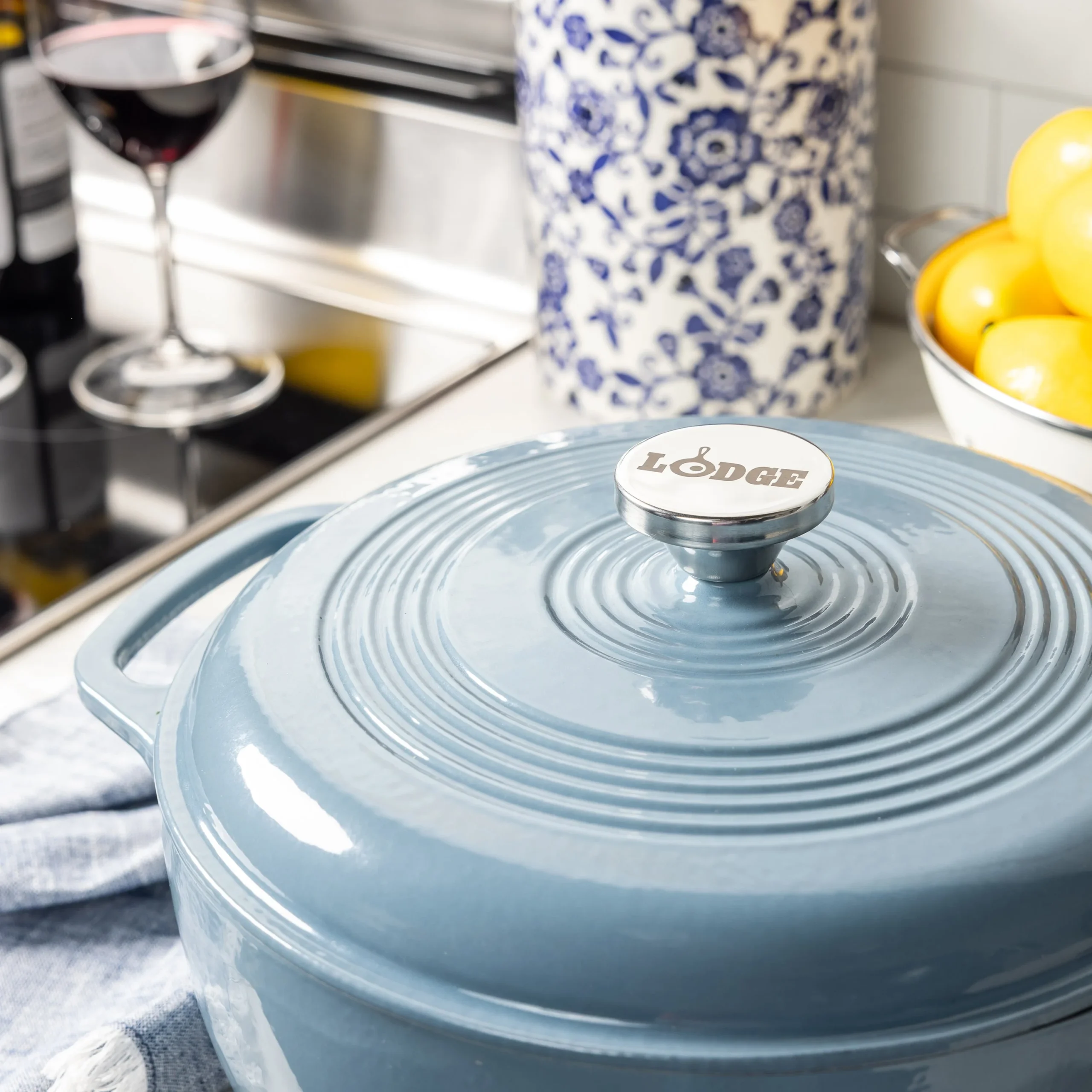 6 Quart Essential Enamel Dutch Oven - Image 76