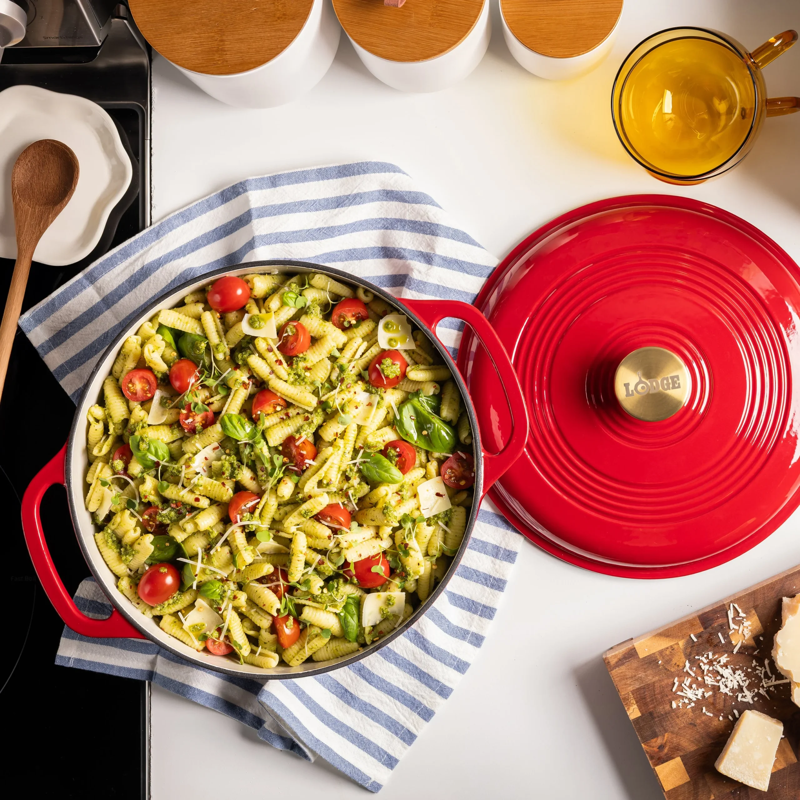 6 Quart Essential Enamel Dutch Oven - Image 87