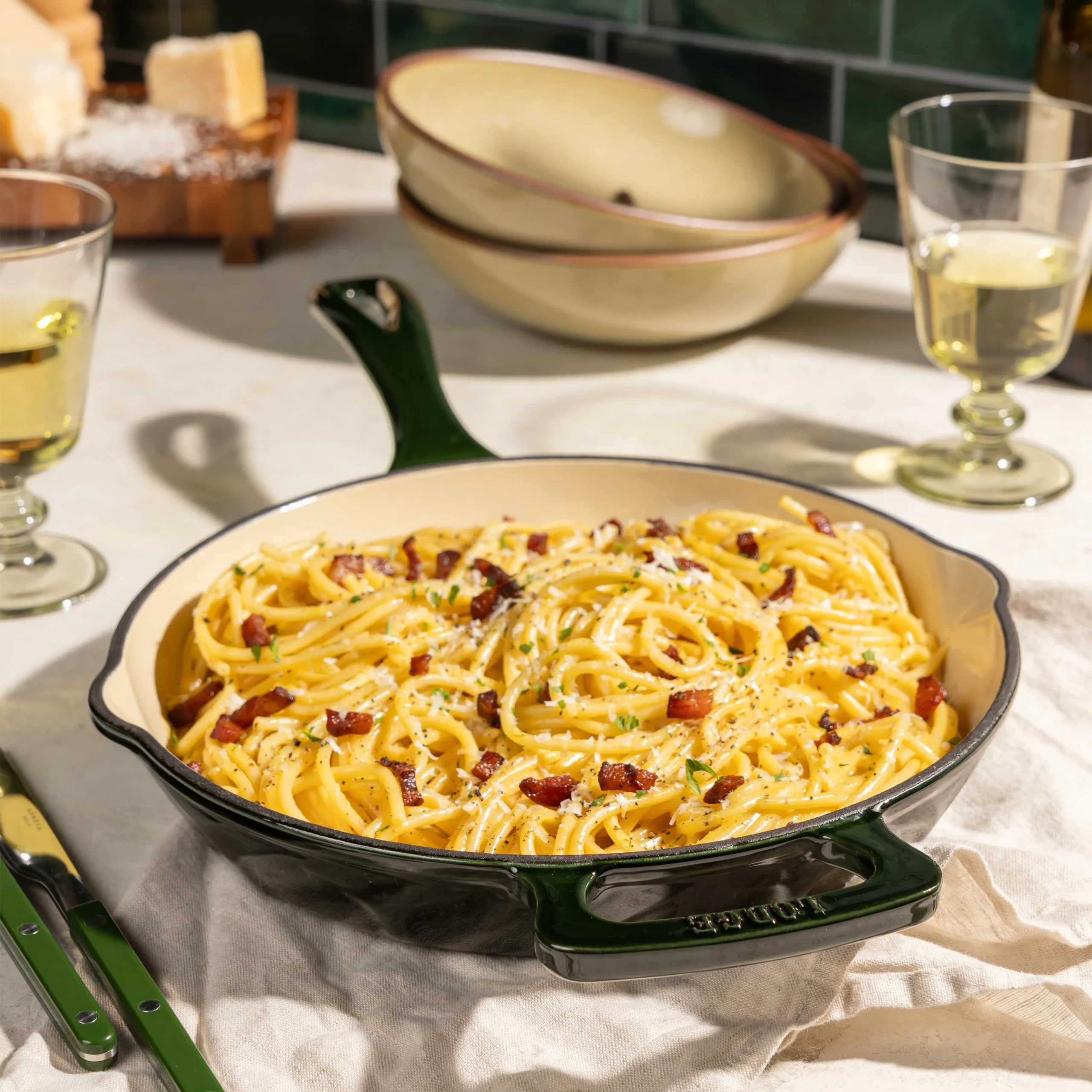 Luxe 11 Inch Enameled Cast Iron Skillet - Image 10