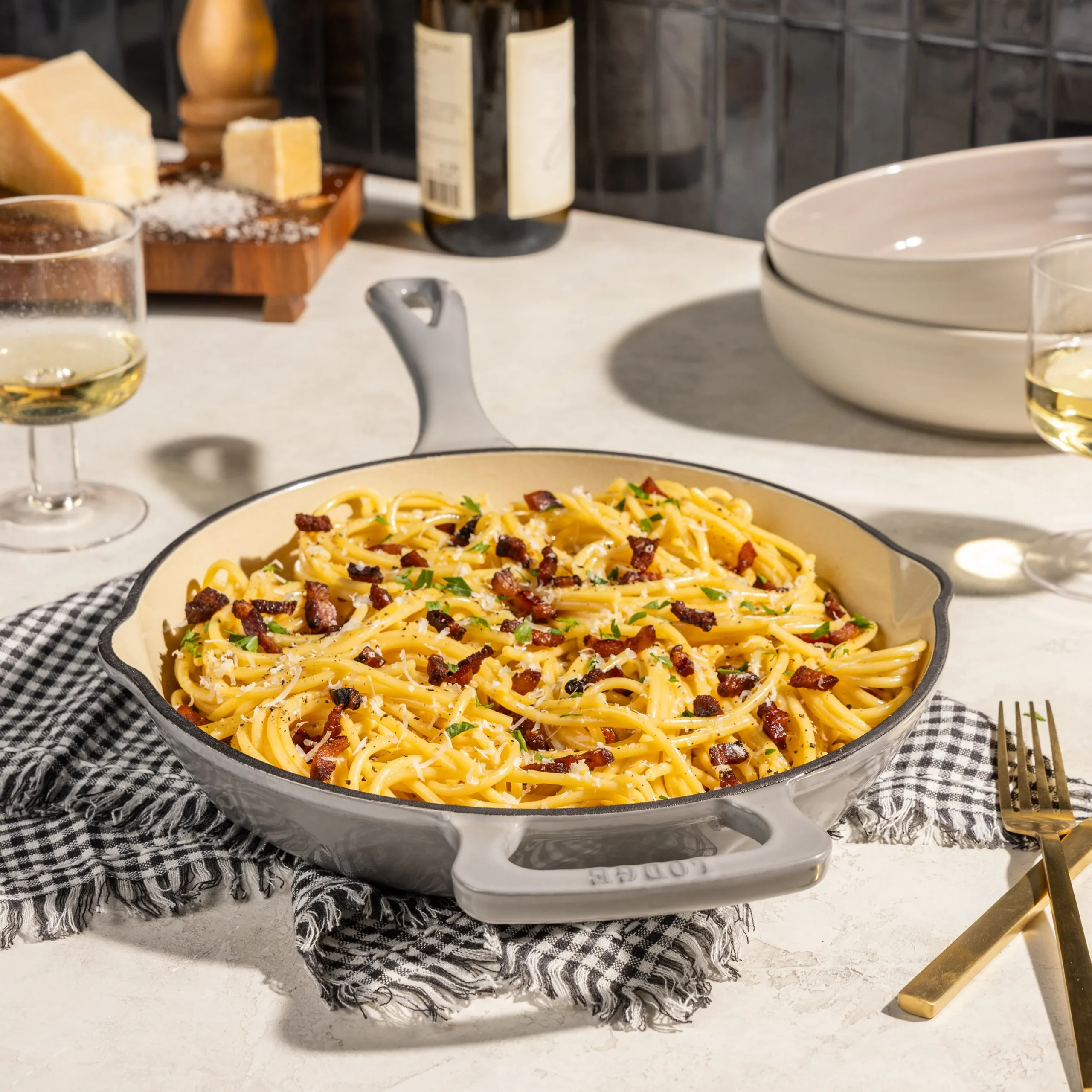 Luxe 11 Inch Enameled Cast Iron Skillet - Image 5
