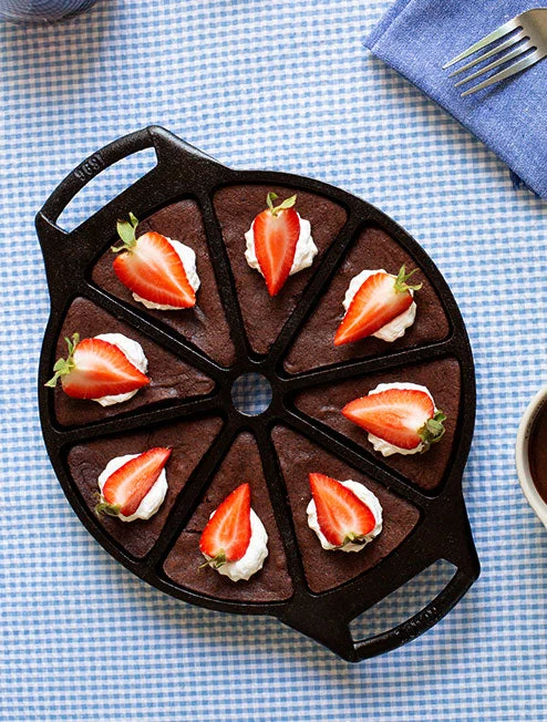 Seasoned Cast Iron Wedge Pan - Image 4