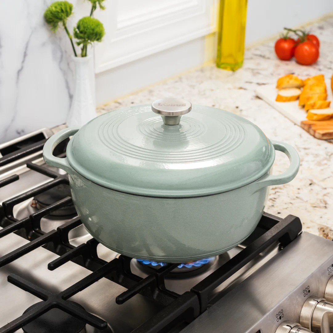 6 Quart Essential Enamel Dutch Oven - Image 12