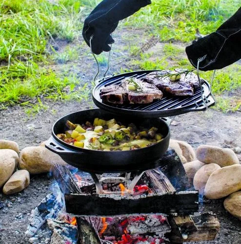 Alternative view of 14 Inch Cast Iron Cook-It-All