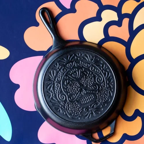 Alternative view of 10.25 Inch Seasoned Cast Iron Sugar Skull Skillet