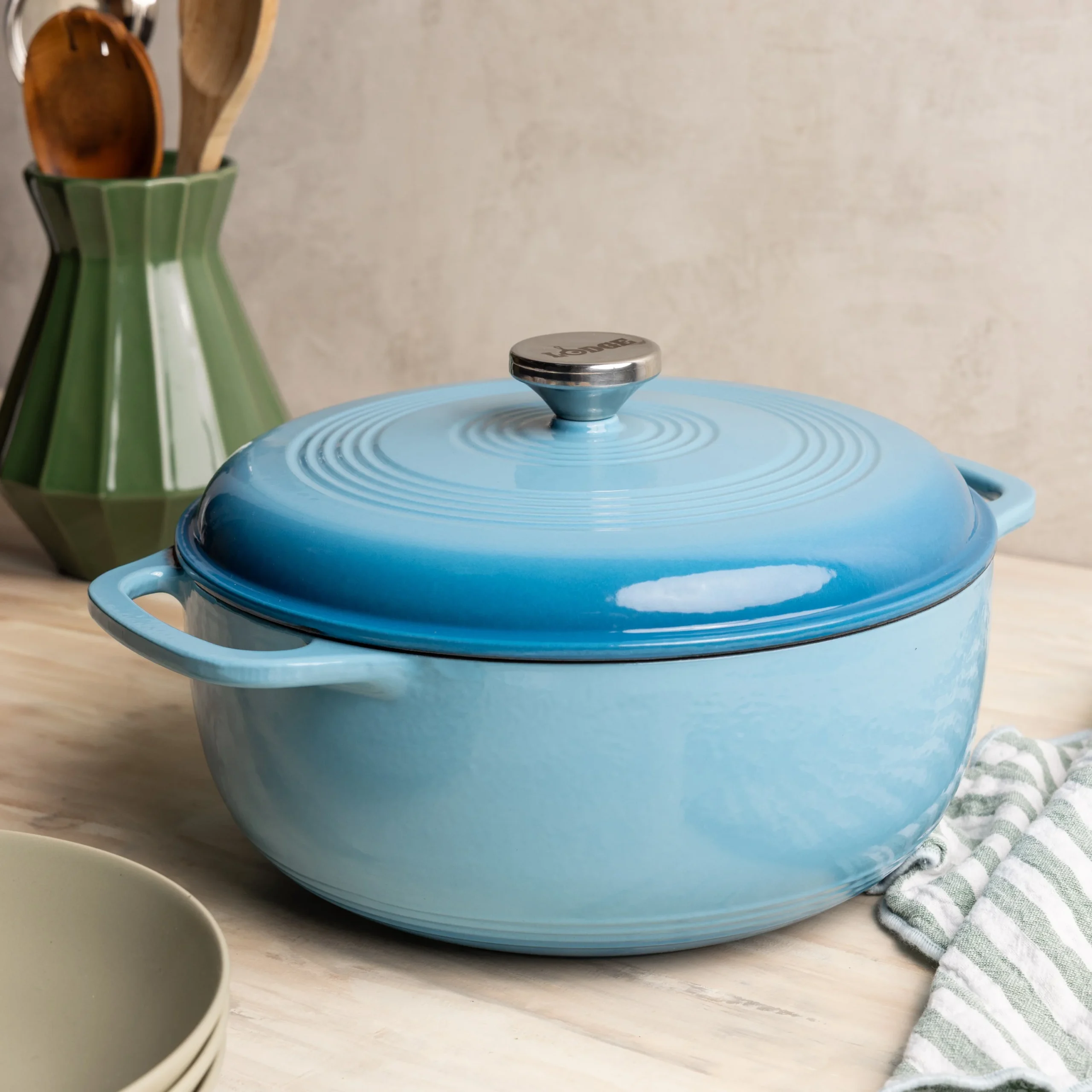 6 Quart Essential Enamel Dutch Oven - Image 27